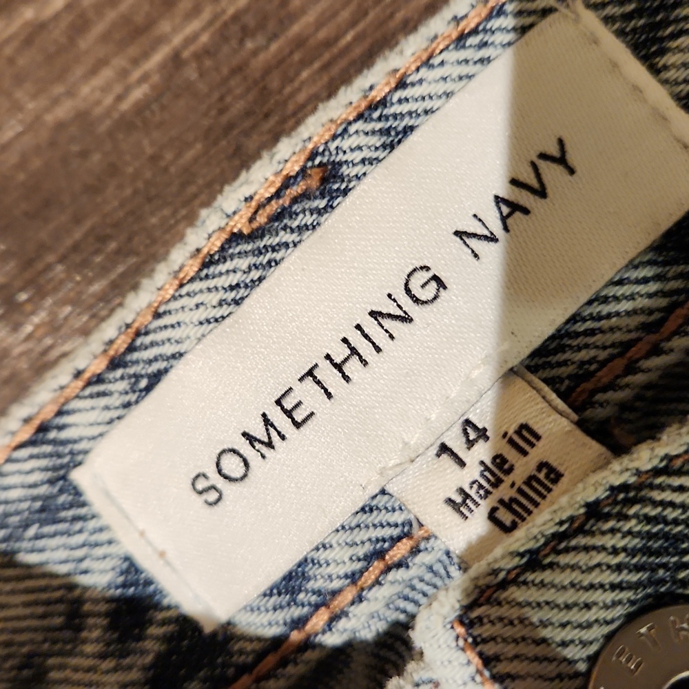 ❤️ NWOT! SOMETHING NAVY NINA HIGH RISE SLIM FIT SPLIT HEM JEANS, 14 (32) - Picture 9 of 12